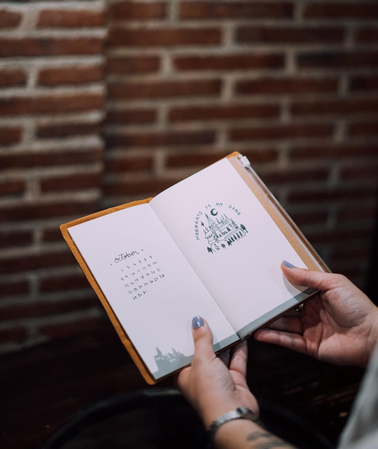 Harry Potter Travel Journal Notebook - Gryffindor - Image 4